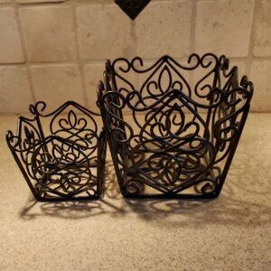 Southern Living at Home Rosedale Plant Holders Set of 2 Scrolled Wire Baskets